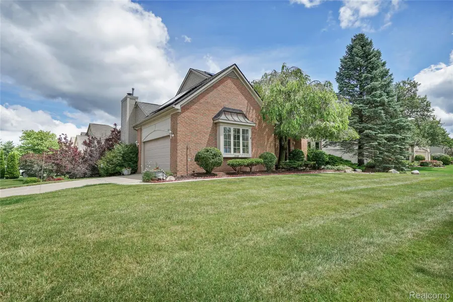 3200 Appleridge DR, Pittsfield, MI 48103 - #2