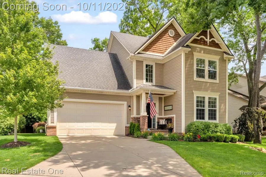 312 Stone Wood CT, Milford, MI 48381 - #2