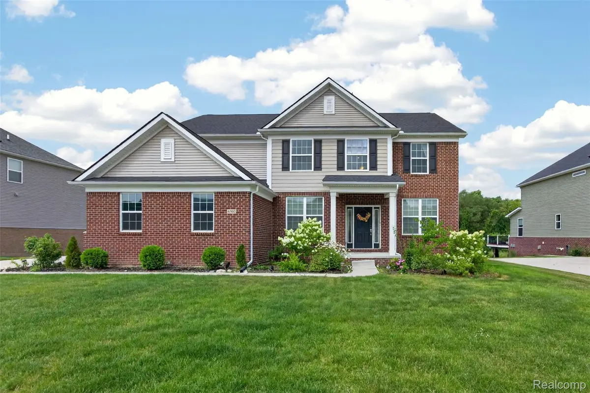 4160 Walcott DR, Orion, MI 48359 - #1