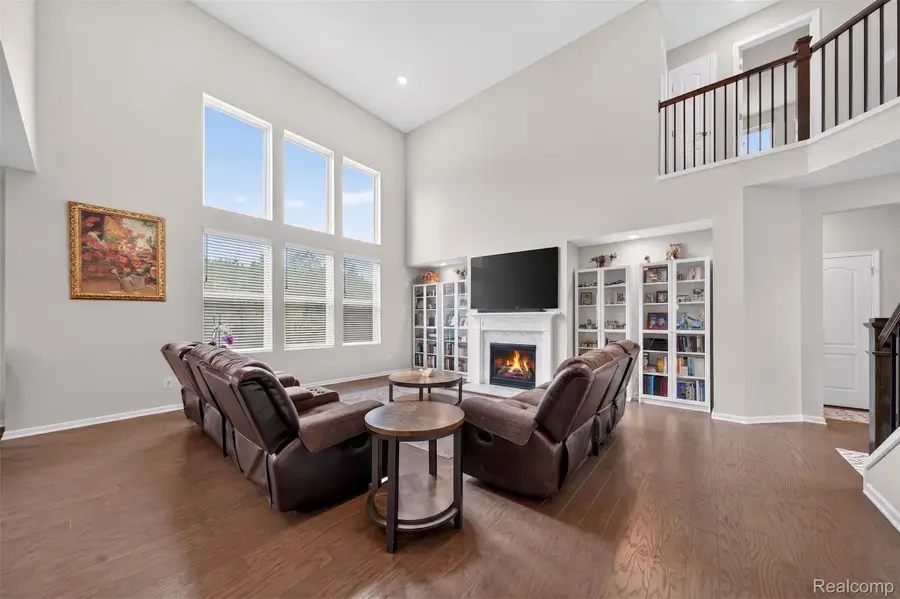 4160 Walcott DR, Orion, MI 48359 - #3