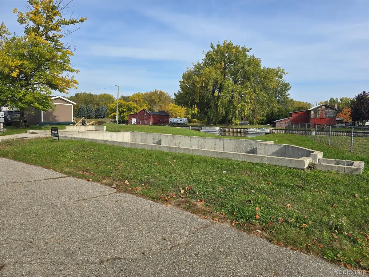 648 Davis ST, Sebewaing, MI 48759 - #1