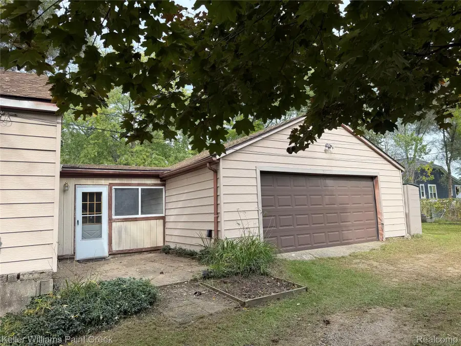 2685 Melvin AVE, Rochester, MI 48307 - #2