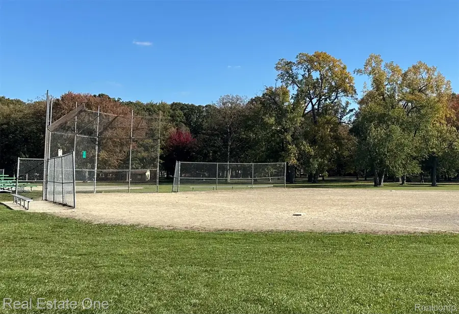 1507 Poplar AVE, Royal Oak, MI 48073 - #2