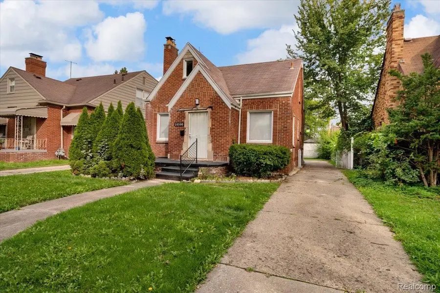 16590 Gilchrist ST, Detroit, MI 48235 - #3