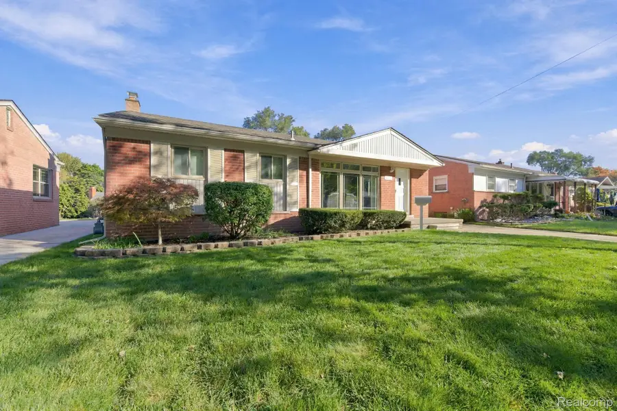 25304 Haskell ST, Taylor, MI 48180 - #3