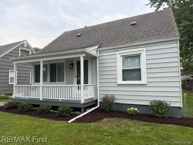 22921 Gaukler ST, Saint Clair Shores, MI 48080 - #2