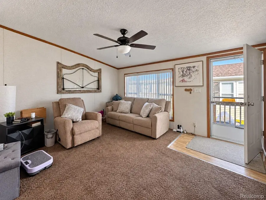 3488 Spring ST, Carleton, MI 48117 - #2