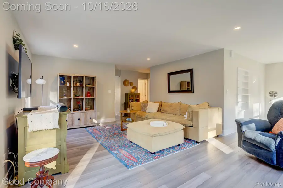 2933 Horton ST, Ferndale, MI 48220 - #3