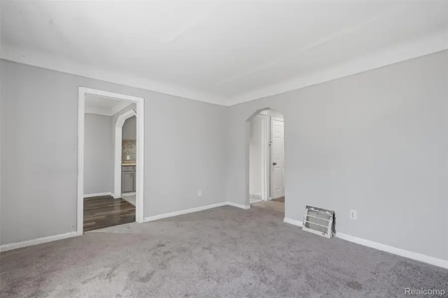 19711 Shields ST, Detroit, MI 48234 - #3