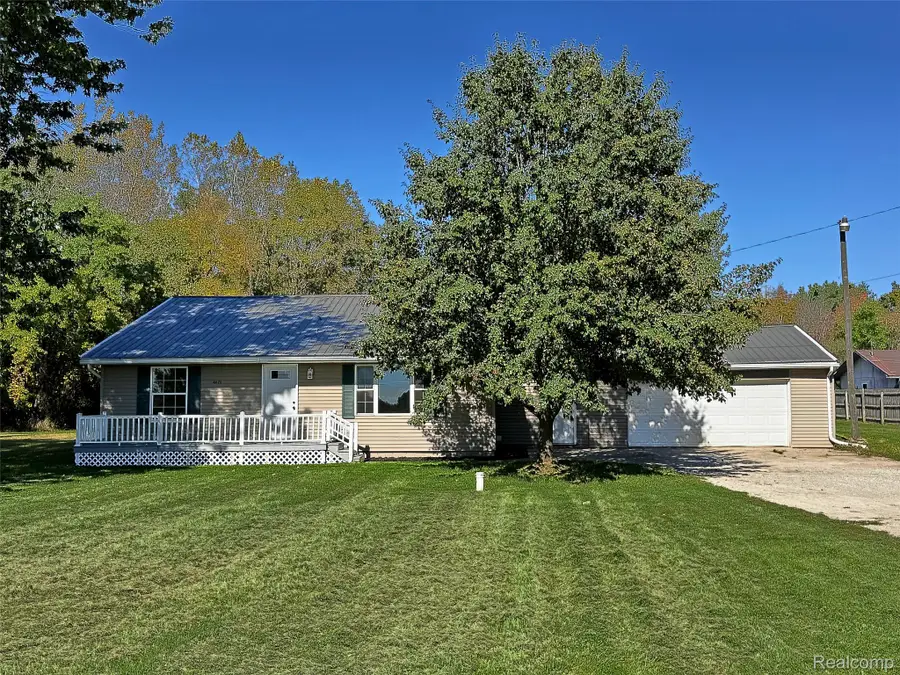 4020 W Frances RD, Clio, MI 48420 - #2