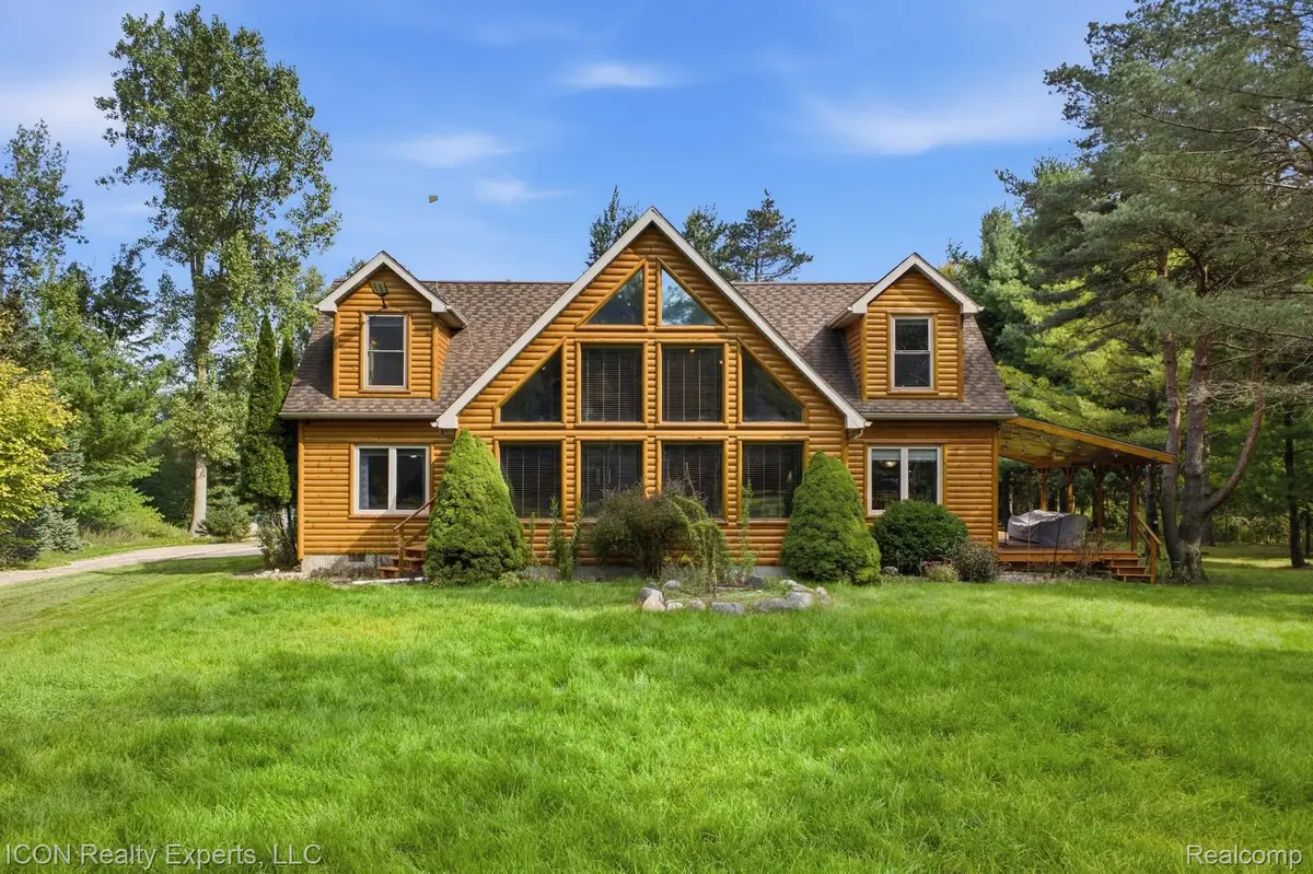 3279 Babcock RD, Lexington, MI 48450 - #1