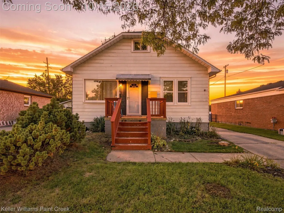 27941 Gladstone ST, Saint Clair Shores, MI 48081 - #1