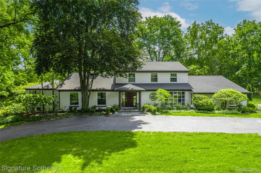 1381 Echo LN, Bloomfield Hills, MI 48302 - #2