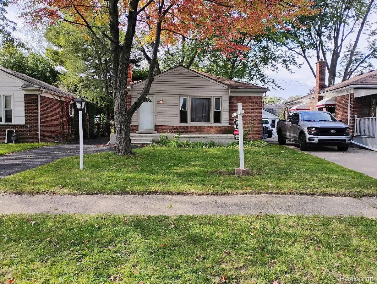412 Sunningdale DR, Inkster, MI 48141 - #1