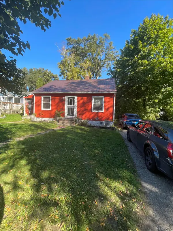 274 Voorheis ST, Pontiac, MI 48341
