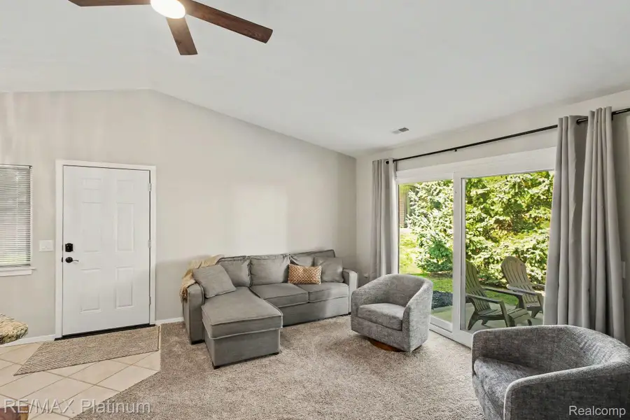 405 Water Tower CIR, Brighton, MI 48116 - #3