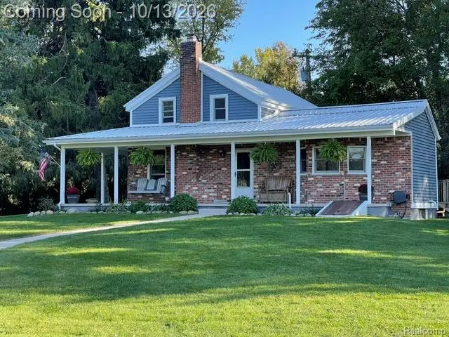 27170 Sherwood RD, Belleville, MI 48111 - #2