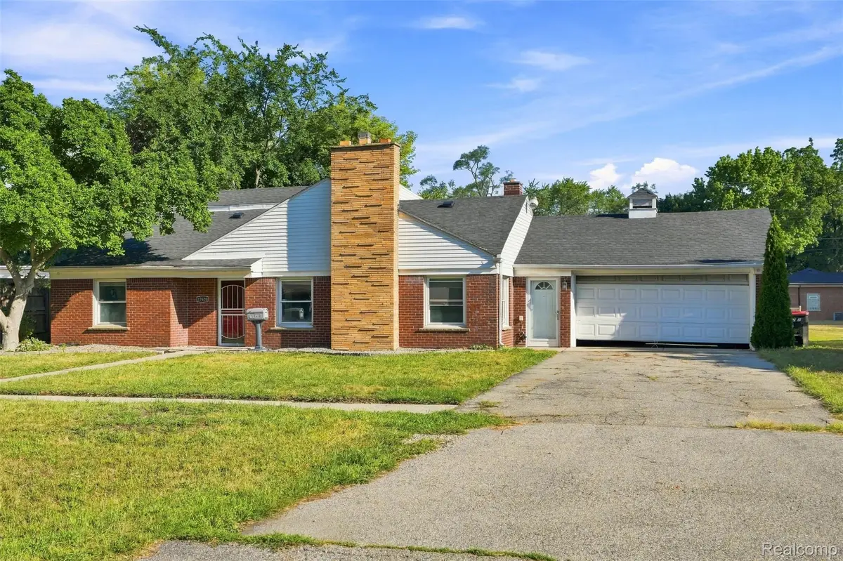 17620 Cornell RD, Southfield, MI 48075 - #1