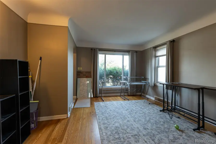 15625 Moore AVE, Allen Park, MI 48101 - #3