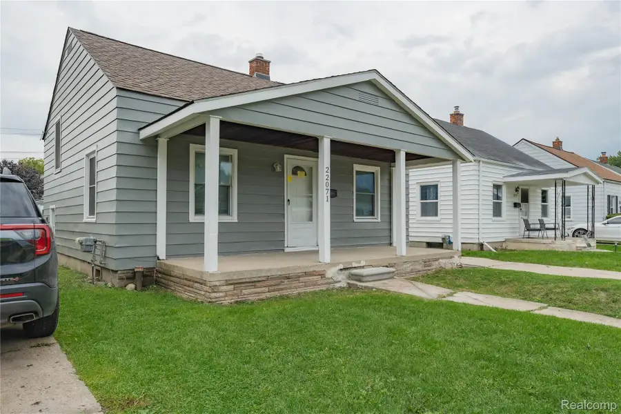 22071 Rausch AVE, Eastpointe, MI 48021 - #2