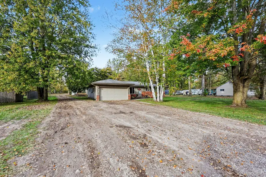 6266 Genaw RD, Cottrellville, MI 48039 - #3