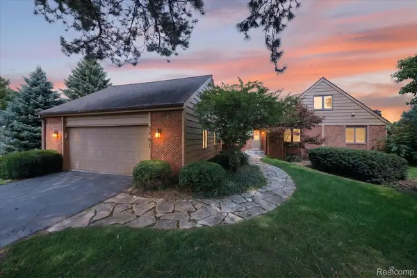 5461 Countryside DR, Saline, MI 48176
