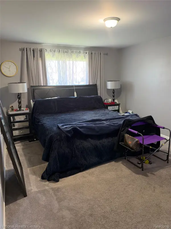 6166 Inverness CT, Romulus, MI 48174