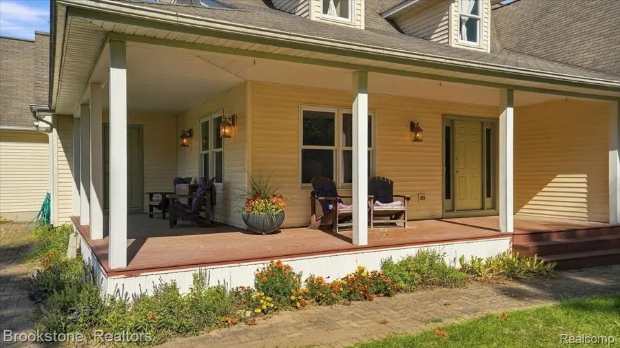 8208 Rattalee Lake RD, Clarkston, MI 48348 - #3