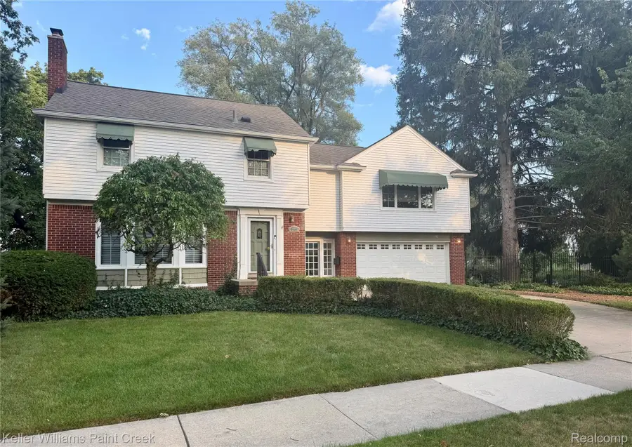 1405 Wellesley DR, Mount Clemens, MI 48043 - #2