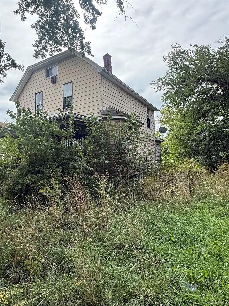 4427 Bewick ST, Detroit, MI 48214 - #3