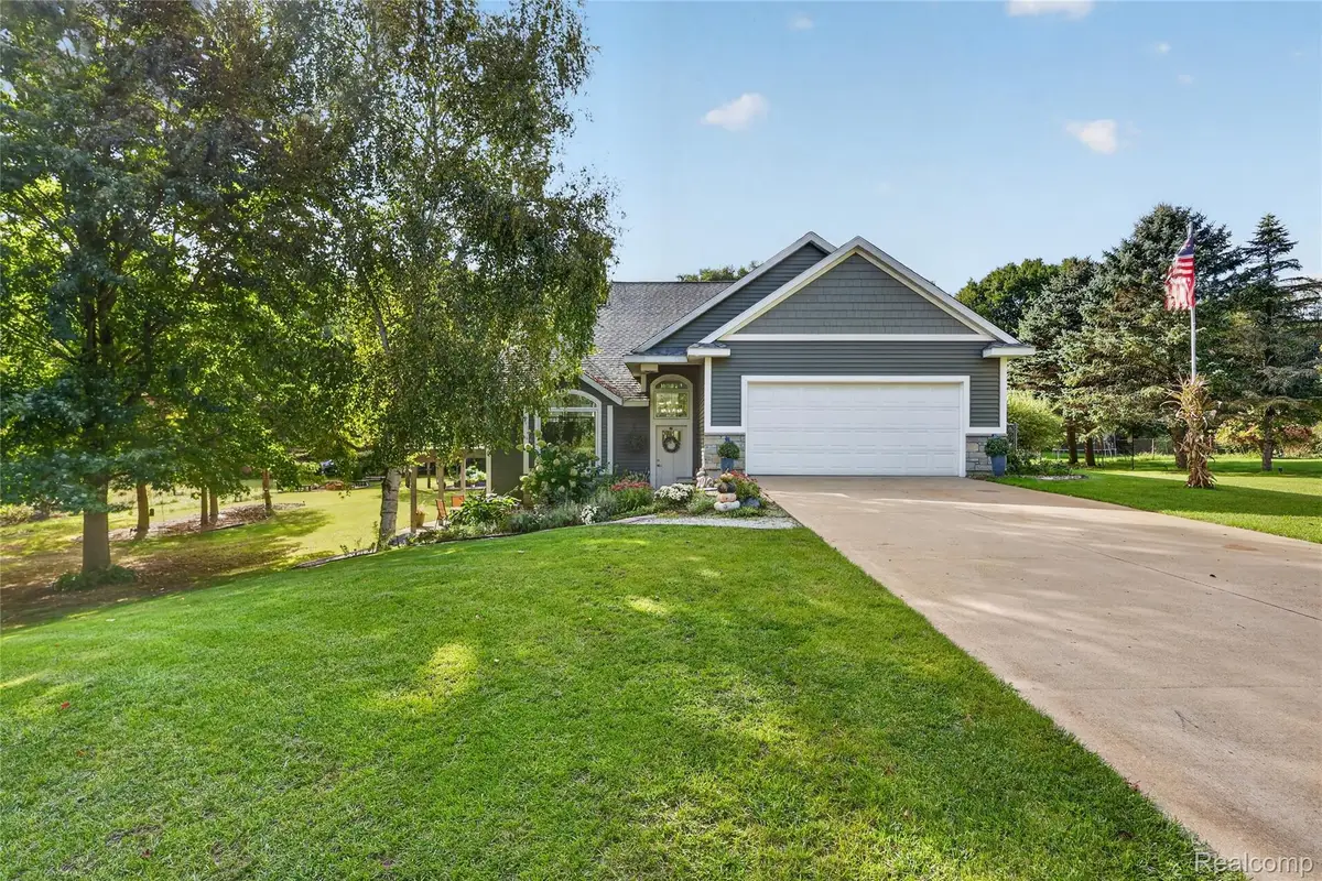 11555 Windsor DR NE, Sparta, MI 49345 - #1