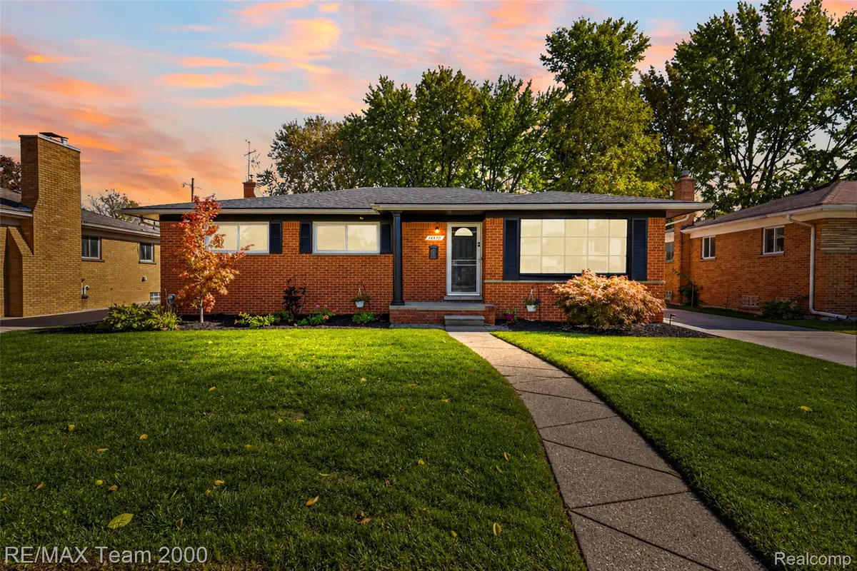 14370 Alexander ST, Livonia, MI 48154 - #1