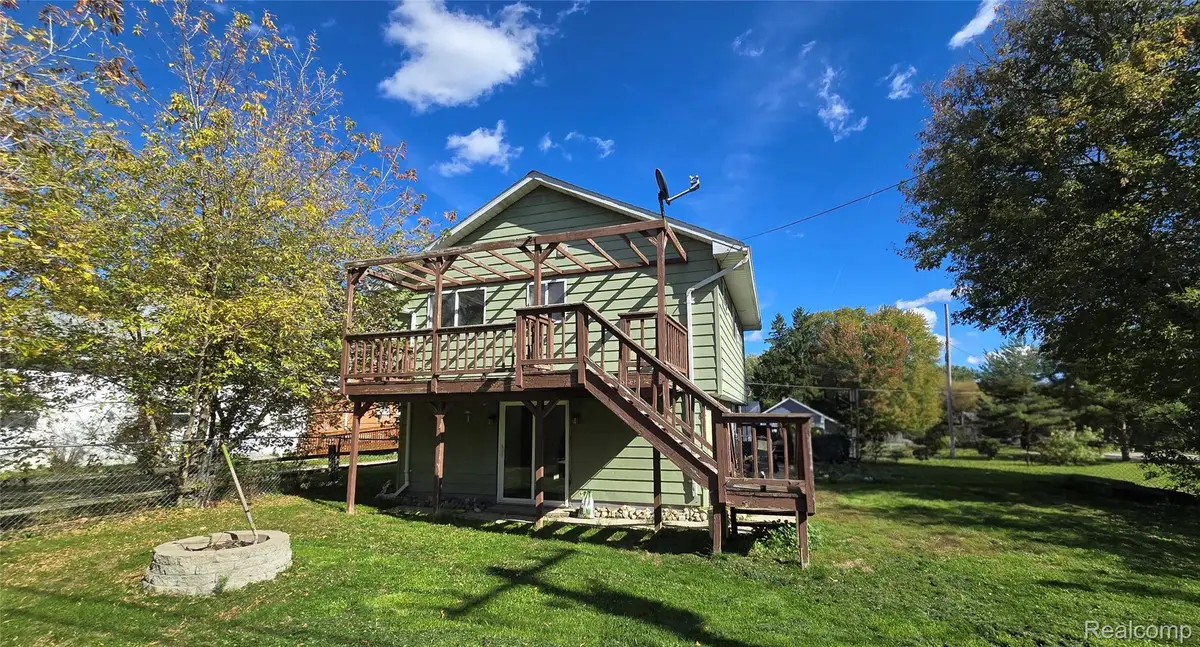 160 S Elba RD, Lapeer, MI 48446 - #1