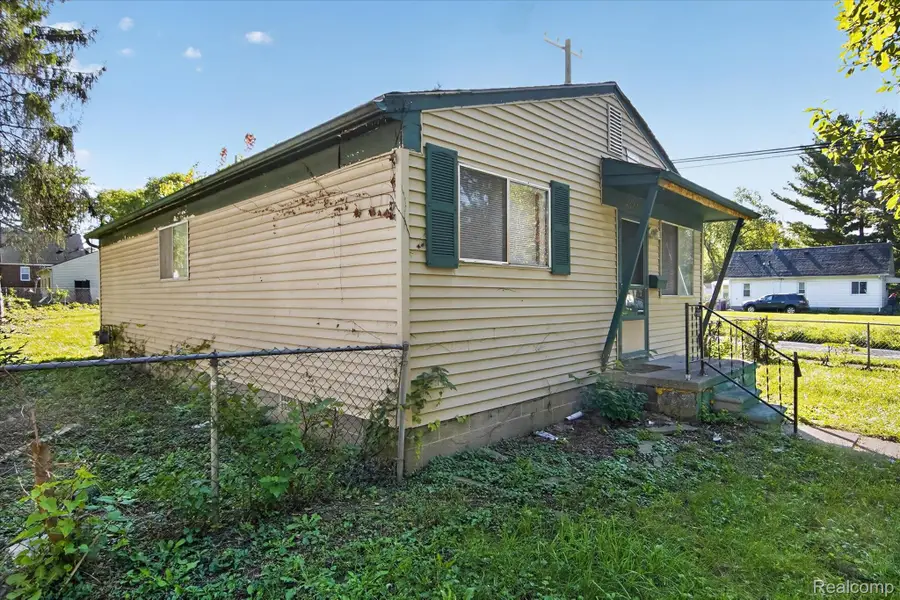 16800 Wormer ST, Detroit, MI 48219 - #2