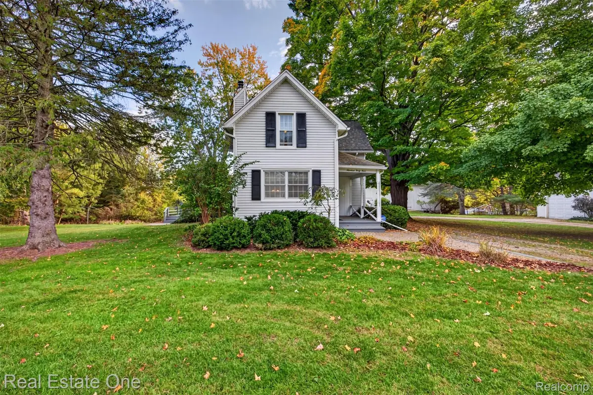1944 King RD, Lapeer, MI 48446 - #1