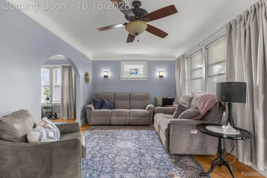 908 Maple ST, Wyandotte, MI 48192 - #3