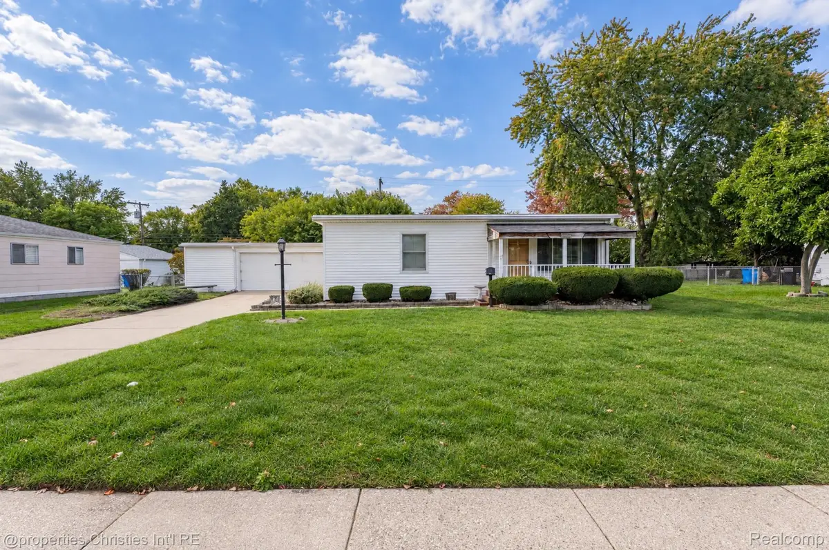28785 Delton ST, Madison Heights, MI 48071 - #1