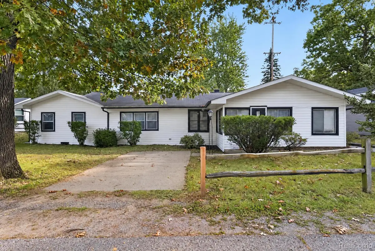 2929 Russell CT, Clarklake, MI 49234 - #1