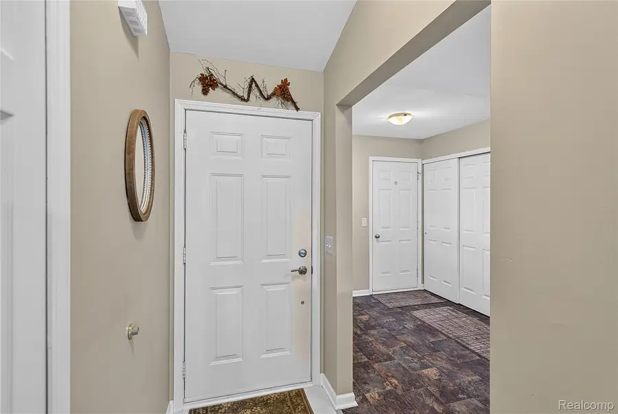 3033 Harbor CT, Waterford, MI 48328 - #3