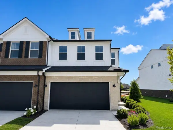 5661 Corgi DR, AnnArbor, MI 48108