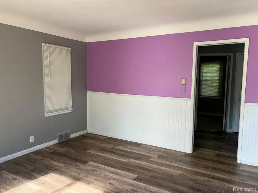 2550 Swayze ST, Flint, MI 48503 - #2