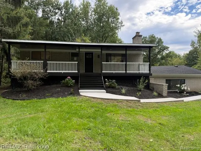 8720 Currie RD, Northville, MI 48168 - #1