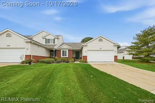 1027 Spirea DR, Howell, MI 48843