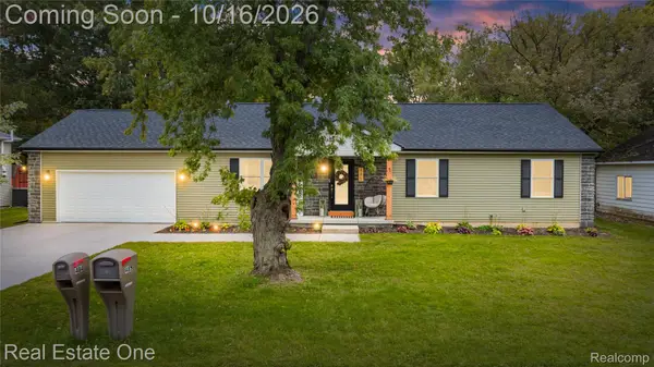 485 W Beechdale ST W, CommerceTwp, MI 48382
