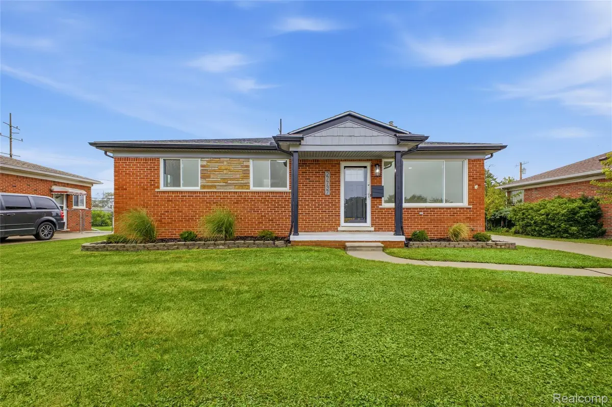 27737 Rockwood ST, Saint Clair Shores, MI 48081 - #1