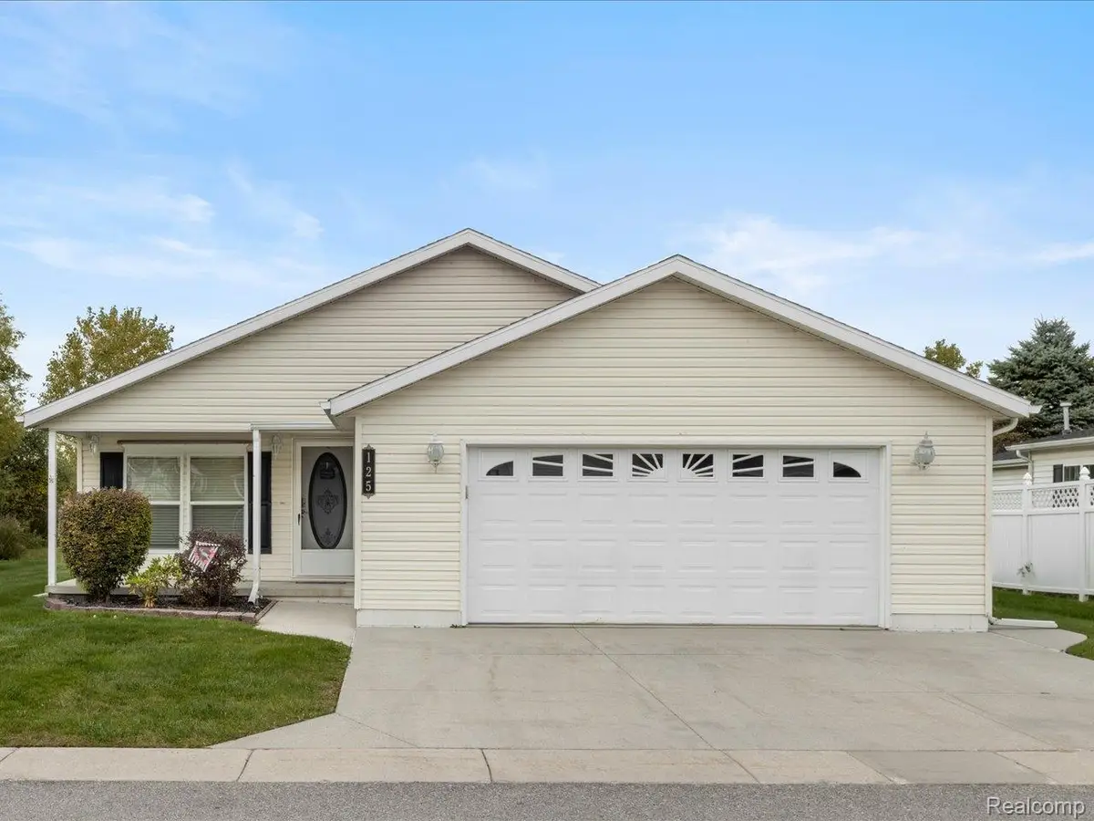 3211 Keewahdin Road #125, Fort Gratiot, MI 48059 - #1