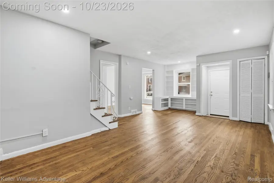 14854 Heyden ST, Detroit, MI 48223 - #2