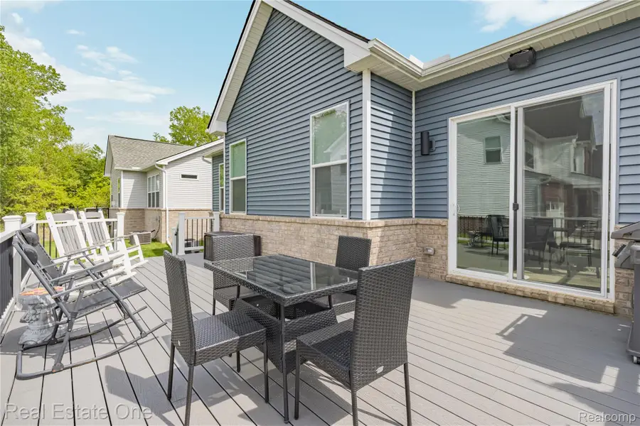 7656 Dunlap CT, West Bloomfield, MI 48322 - #2