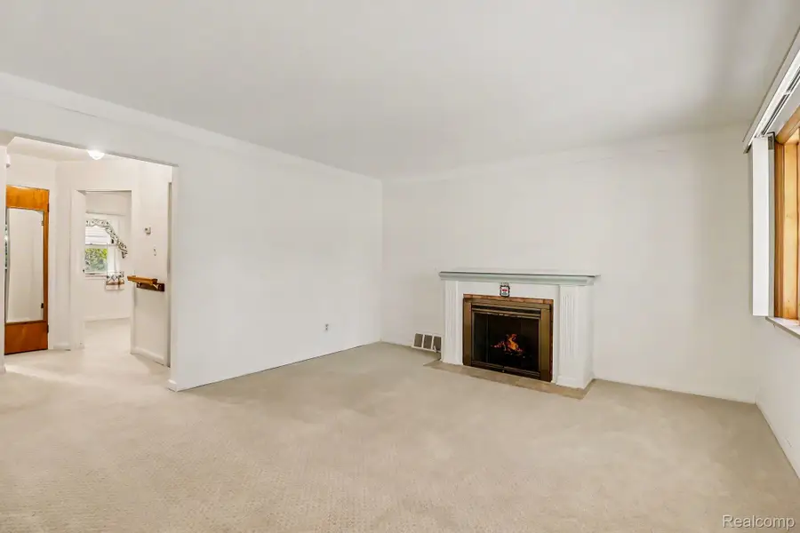 13463 Oakdale ST, Southgate, MI 48195 - #3