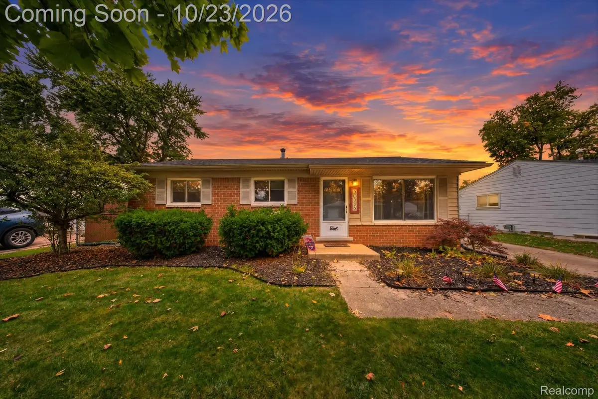 30328 Fairfax ST, Livonia, MI 48152 - #1